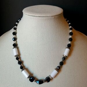 ❤️BOGO❤️Artisan Repurposed Vintage Black White Mixed Beads Necklace